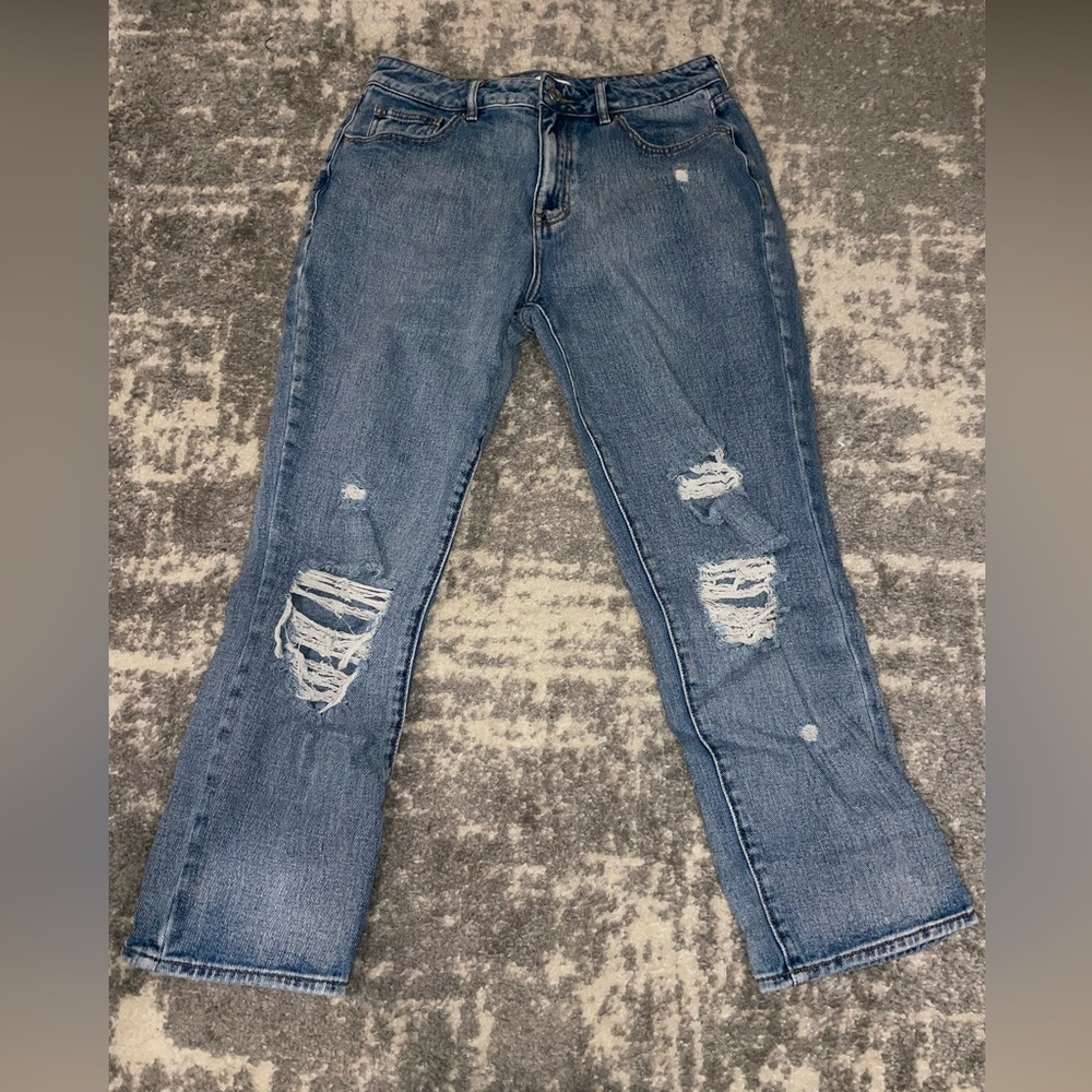 PacSun Distressed Mom Jeans - Picture 2 of 8